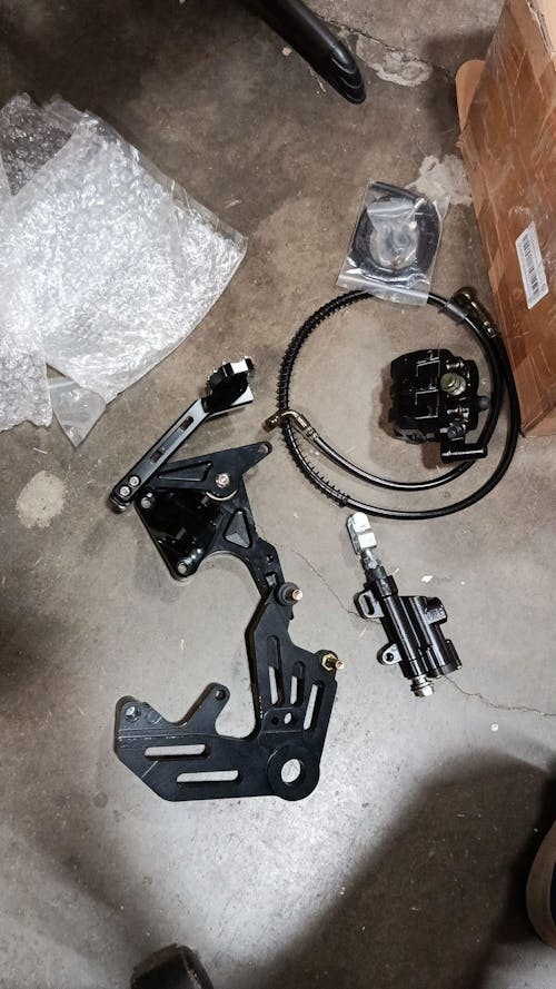 DOT 4 Aluminum Hydraulic Rear Foot Brake & Dual Caliper Bracket for Surron Ultra Bee