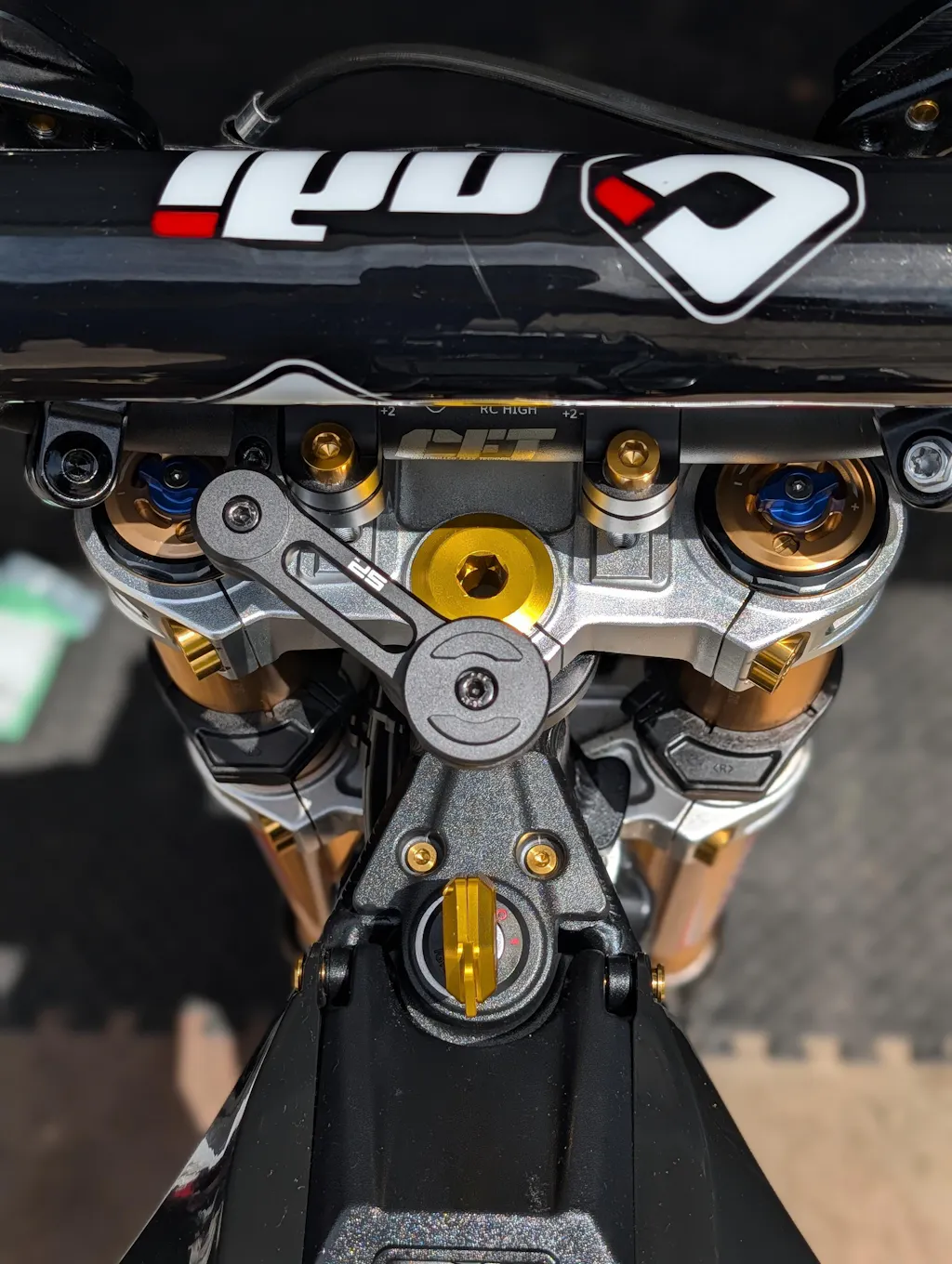 Screws & Nuts for Upper Triple Tree Clamp For Talaria Komodo