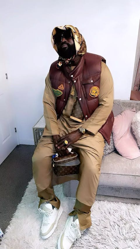 Mens Black Emirati Thobe