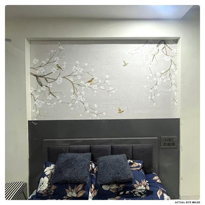 Chinoiserie: Wallpaper In Beige-Brown Tones