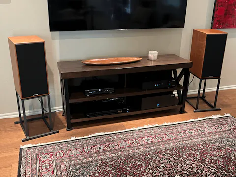 Custom Speaker Stands for Spendor