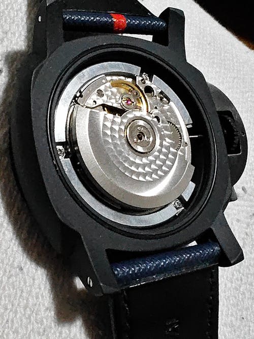 Panerai Replica Clone Submersible Luna Rossa - White Face Dial