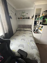 Luxury Platform Top Ottoman Storage Bed