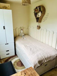 Luxury Platform Top Ottoman Storage Bed Base