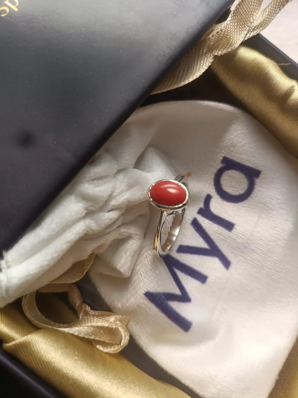 Minimalist Coral (Moonga) Ring in 925 Sterling Silver - Shakti