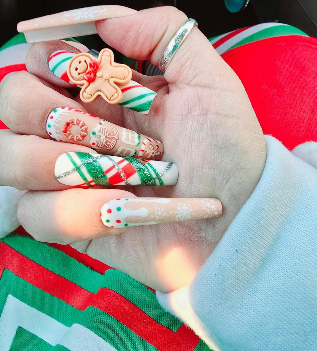 Festive Gingerbread Man Nails – Christmas Press-Ons & Gift for Her