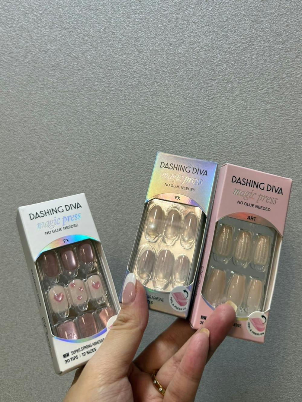 Dashing Diva Magic Press- Glass Beige (Coffin) | 穿戴甲| Press On Nail