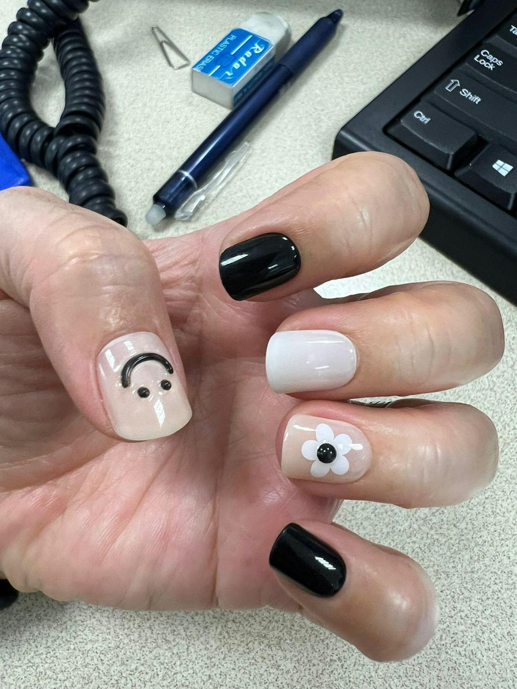 Dashing Diva｜Magic Press - Tiny Cat (Short Square) | 穿戴甲| Press On Nail