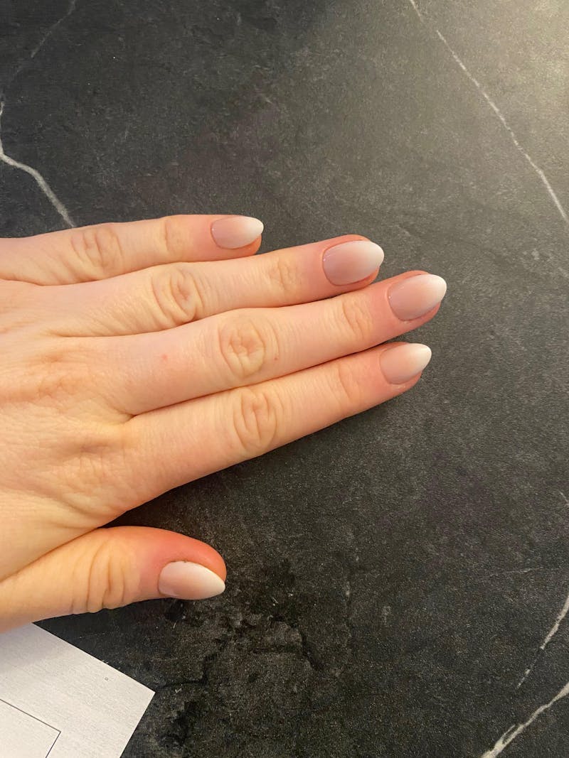 French Ombre Almond Short