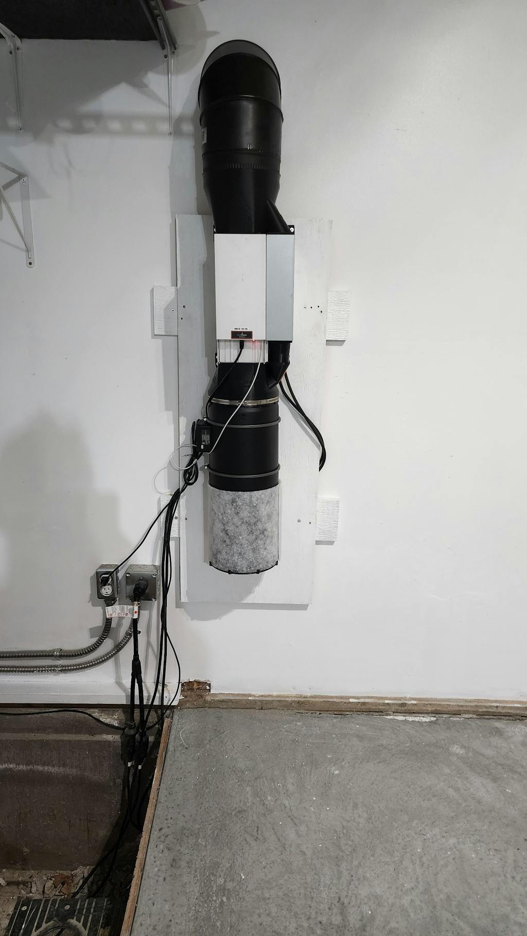 Antminer ASIC Crypto Miner Silencer Wall-Mount Kit for S21 S19 L9 KS7 (8