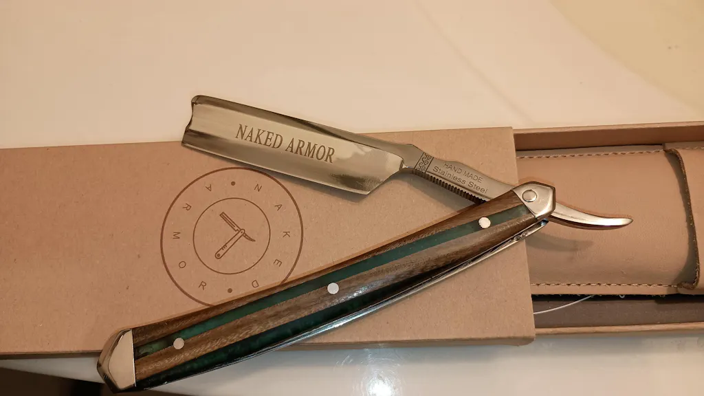 how-to-soften-beard-naked-armor-naked-armor-razors