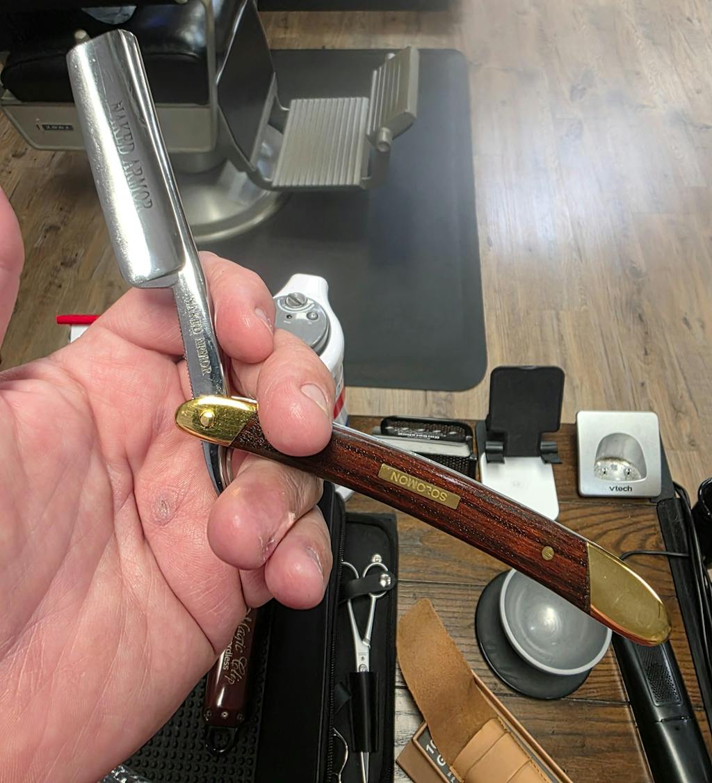 Naked Armor Solomon Straight Razor 7/8" Brown Algum Wood Japanese Steel