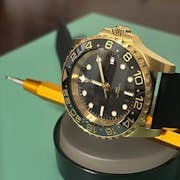 Watch Dial: GMT Fifty-Eight Black/Gold