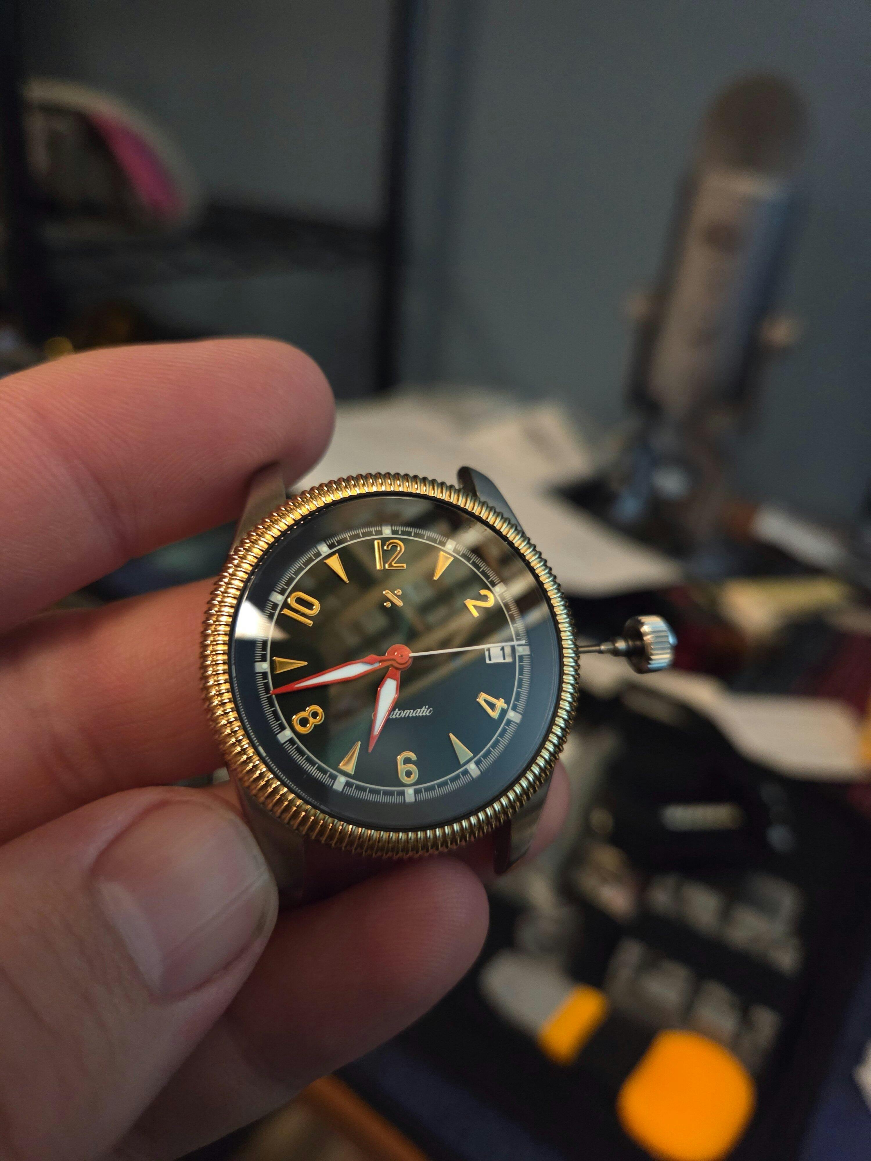NMK923 3 O'clock No Crown Guard SRPE Watch Case: Polished Finish NMK923 3 O'clock No Crown Guard SRPE Watch Case: Polished Finish