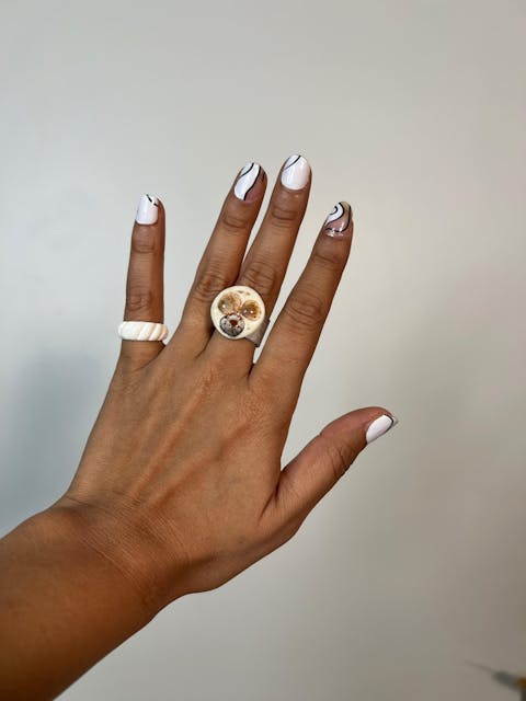 The Minimalist Nail Wraps