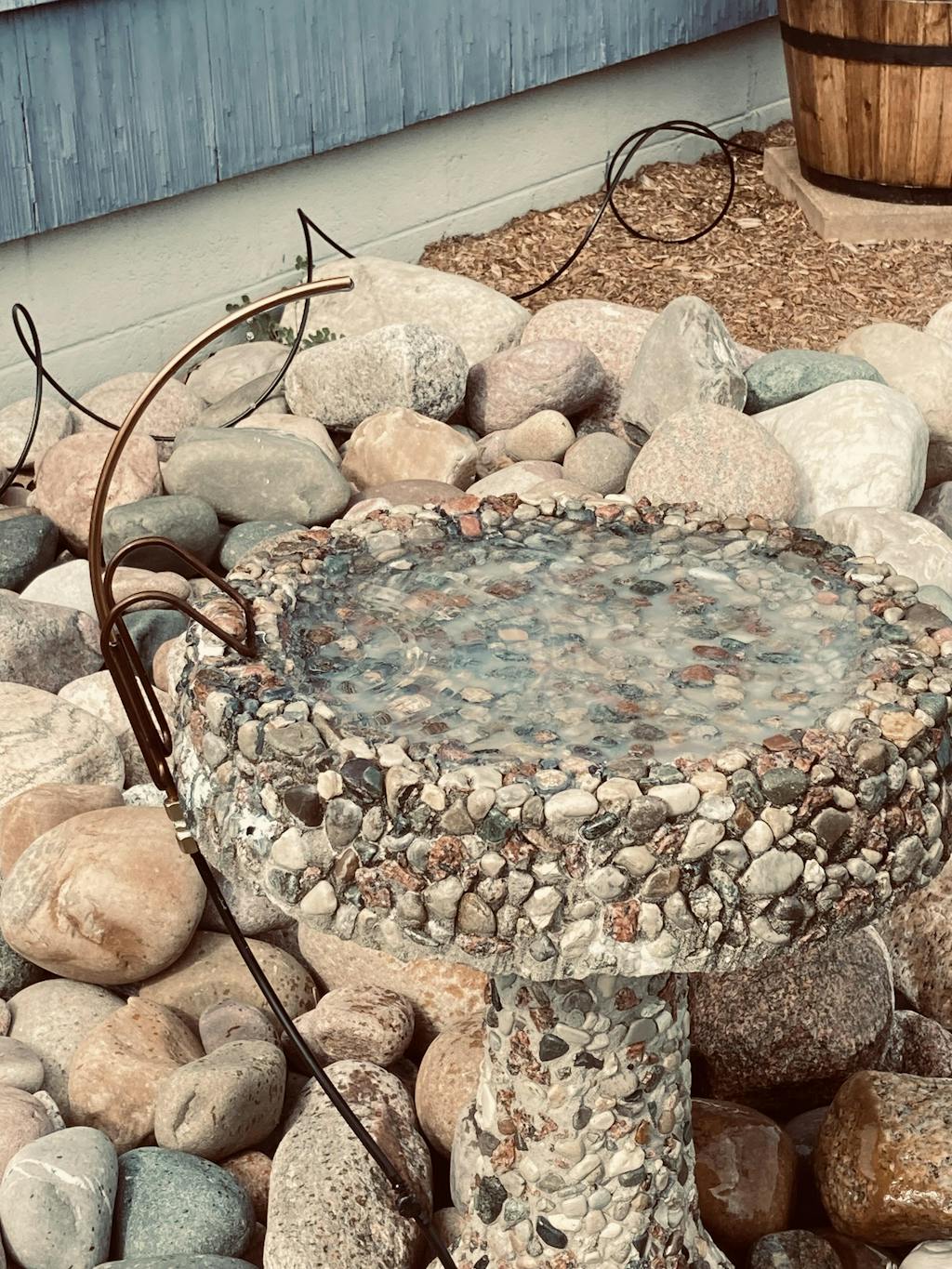 Universal Bird Bath Dripper moving water for bird baths — Nature Niche