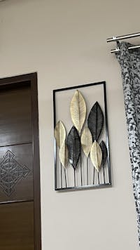 Leaf Metal Wall Art In Black And Gold