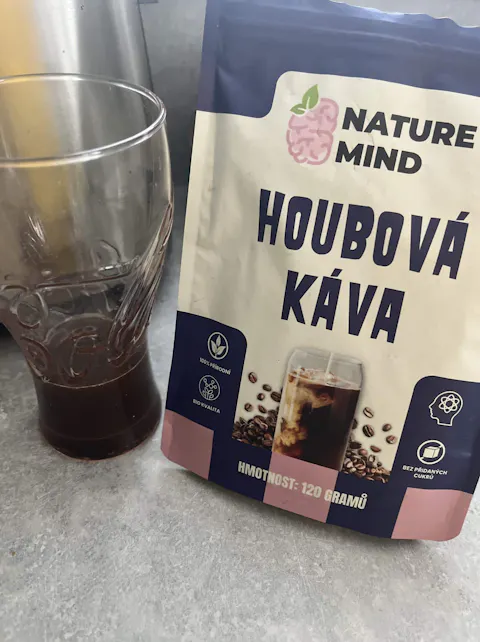 HOUBOVÁ KÁVA