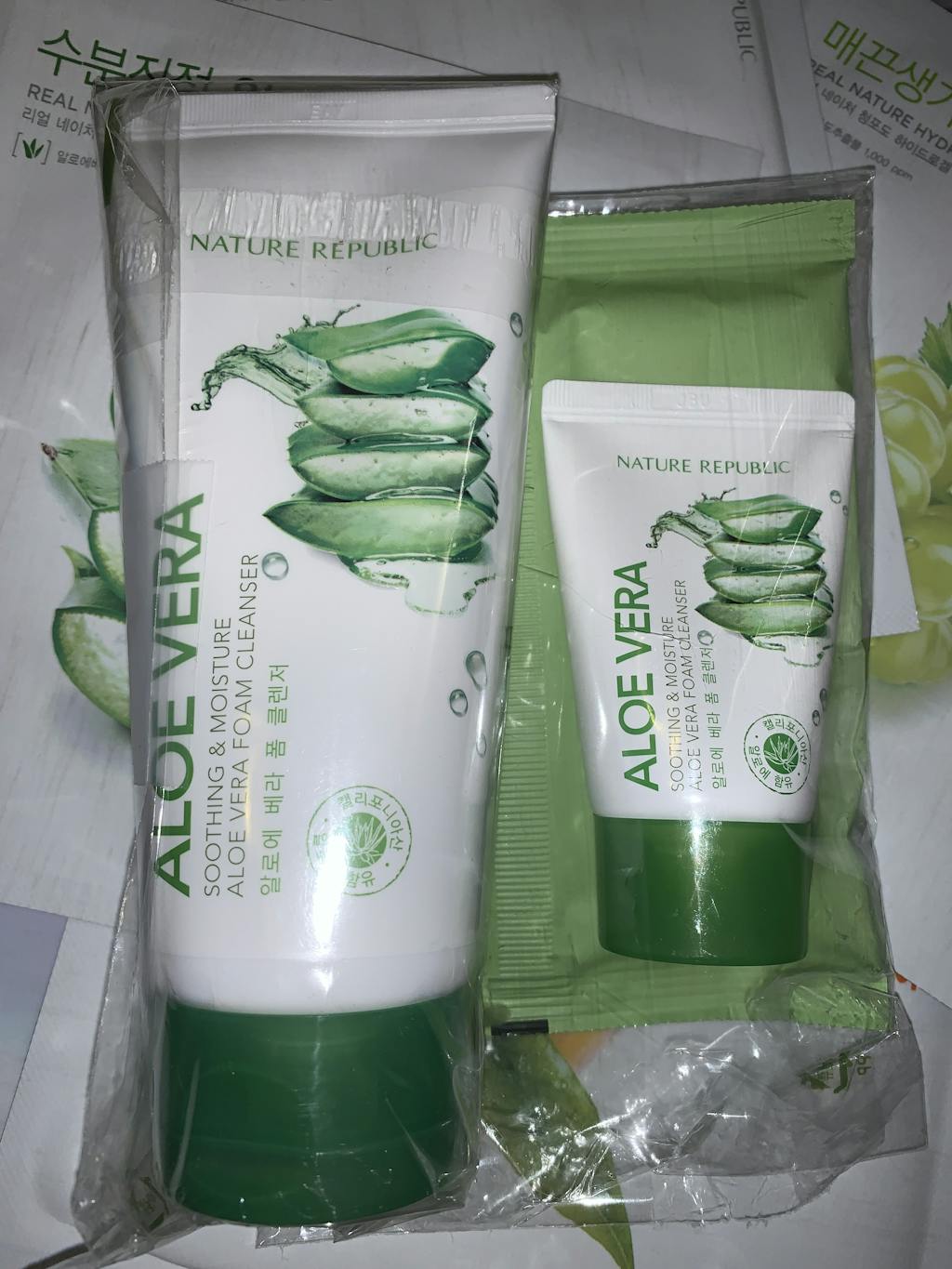 SOOTHING & MOISTURE ALOE VERA FOAM CLEANSER NatureRepublic USA