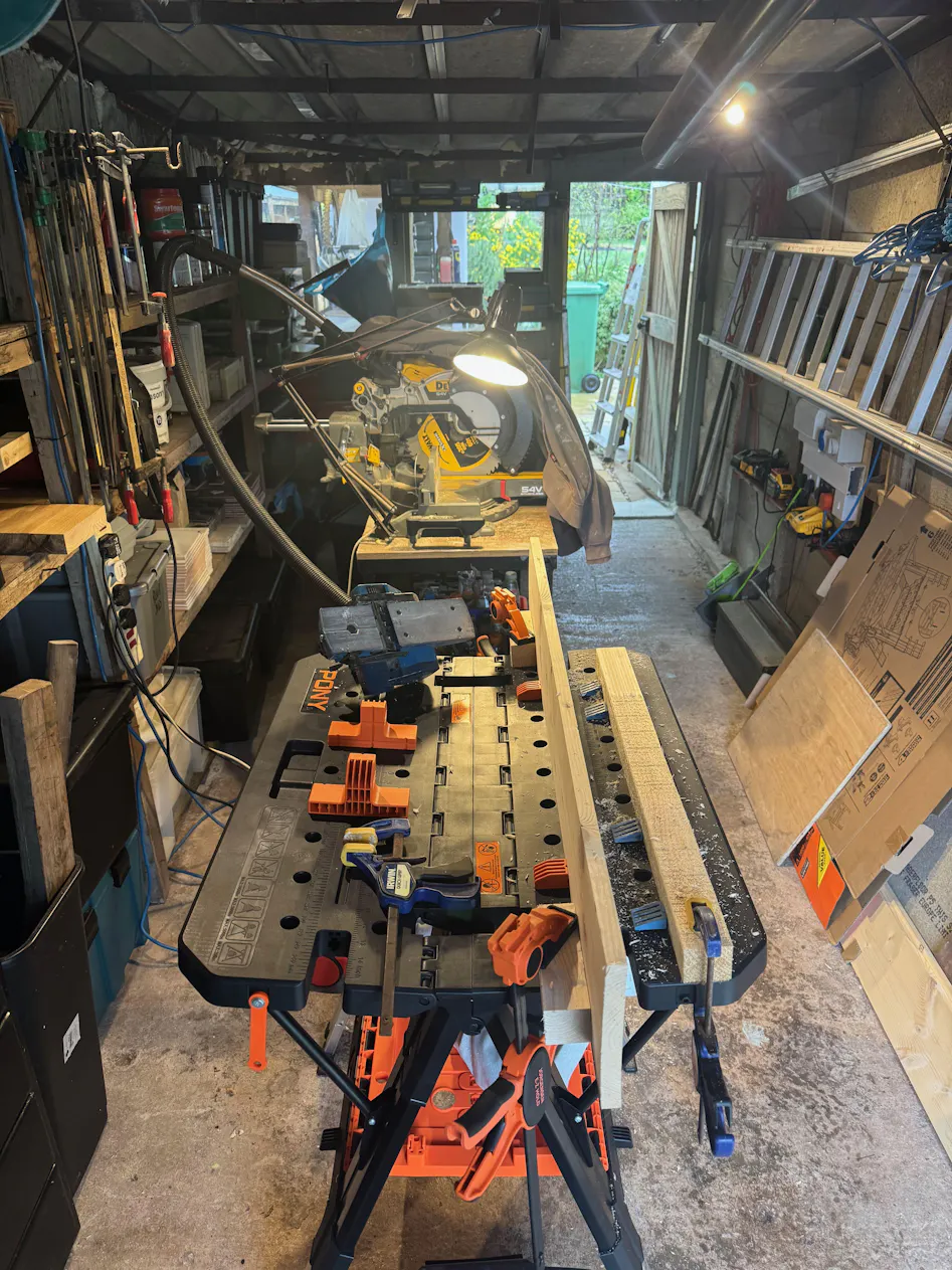 POJ60PRO - Pony's 2-in-1 Clamping Worktable and Sawhorse — Neilsen