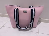 Manhattan (Pink) Neoprene Tote Bag- With Zip Closure