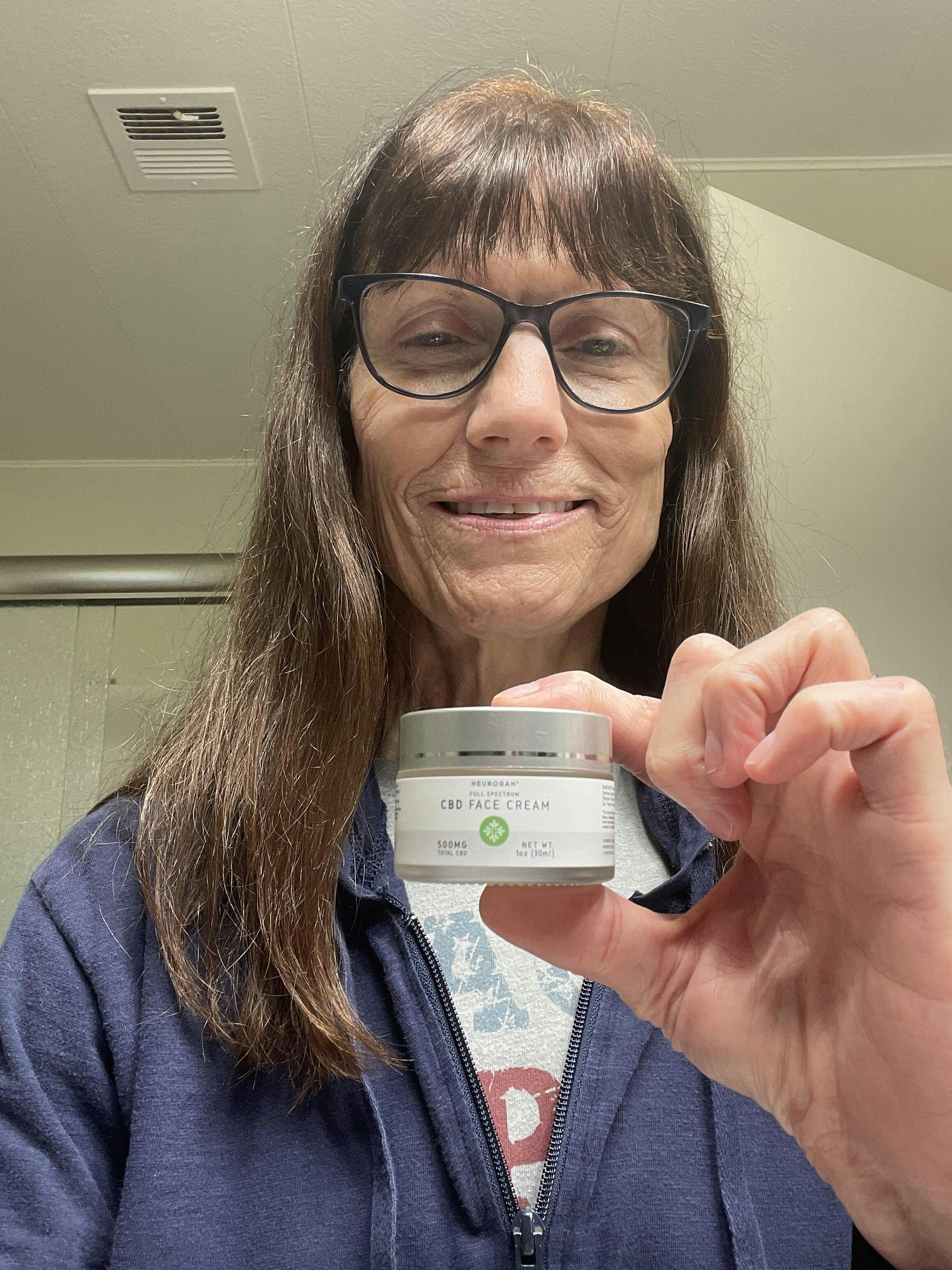 CBD Face Cream | Best Prices & Full Spectrum | Moisturizer – Neurogan