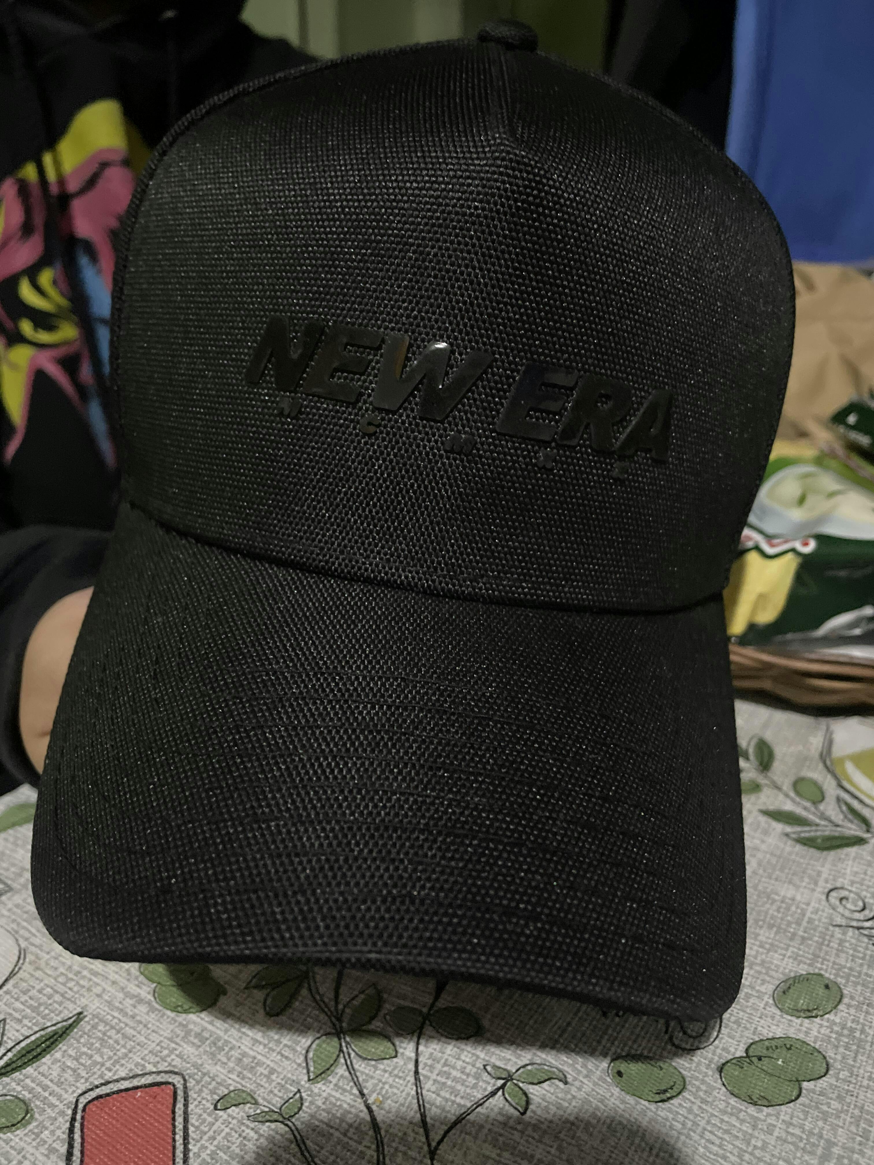 Logo 3L Black Explorer Waist Bag (ESSENTIAL) – New Era PH