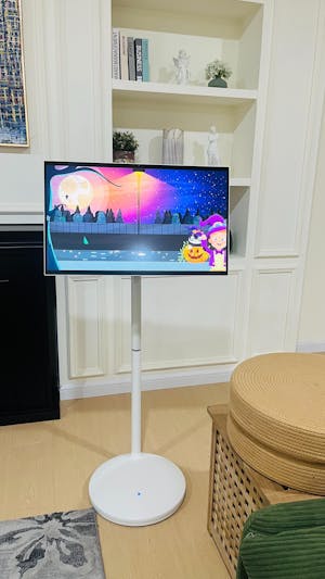 Nework MoveMate AI 27" — Move Freely Watch Anywhere