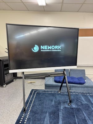 25,000+ Educators trust Nework Smart Board in their classrooms