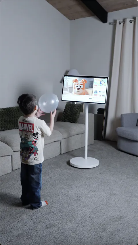 Nework MoveMate Hi-Fi 27" — Bring the Cinema With You