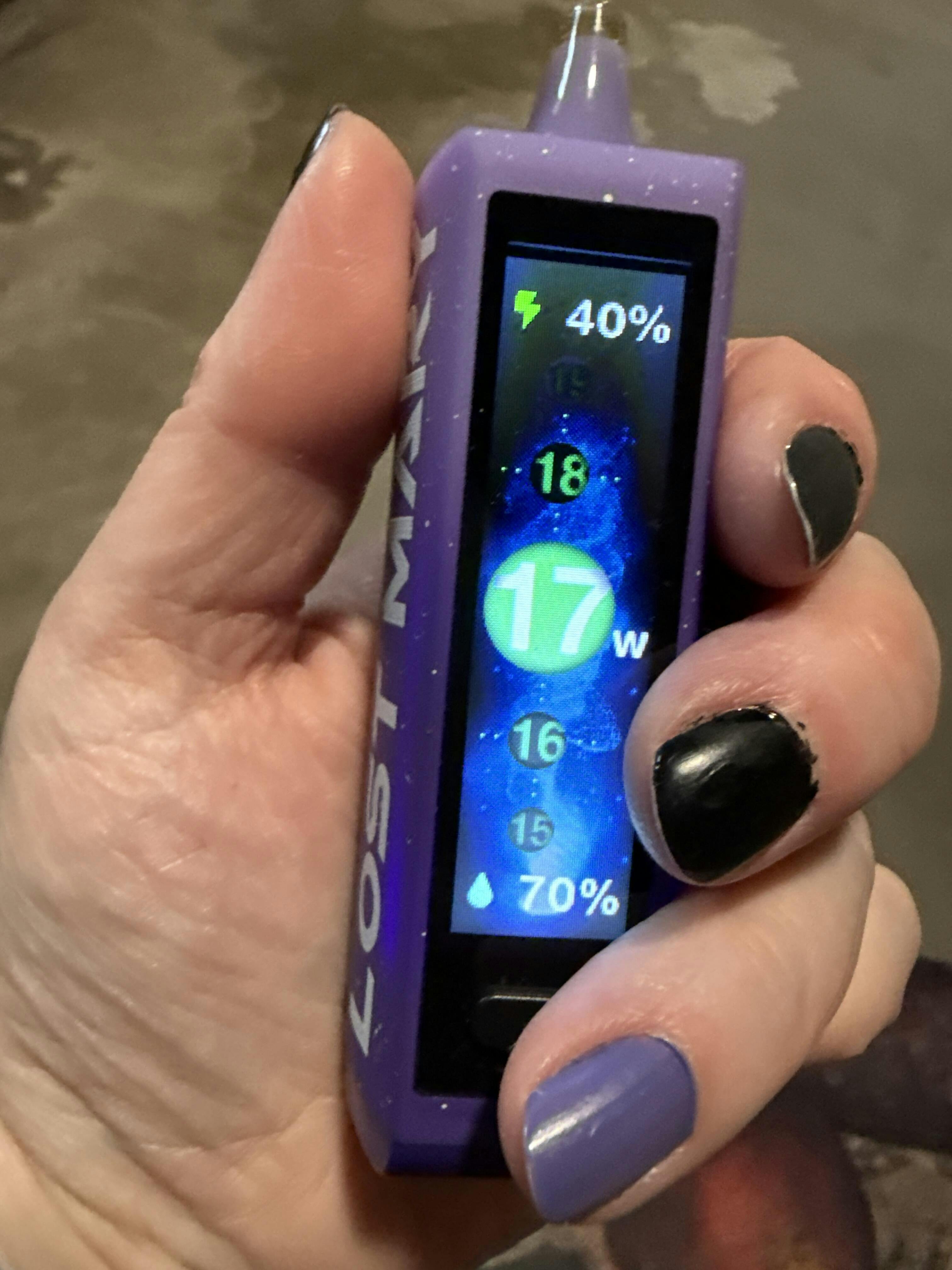 elf bar vape uk Clear Diamond Flavor RAZ Fire And Ice Flavor Review: Spicy Cinnamon Mint main image 0