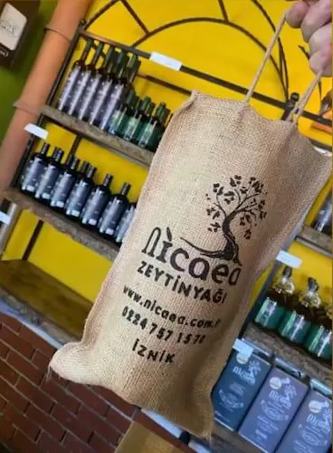 Yeni Mahsul İlk Hasat Soğuk Sıkım Naturel Sızma Zeytinyağı - 1 Lt. Galon Şişe