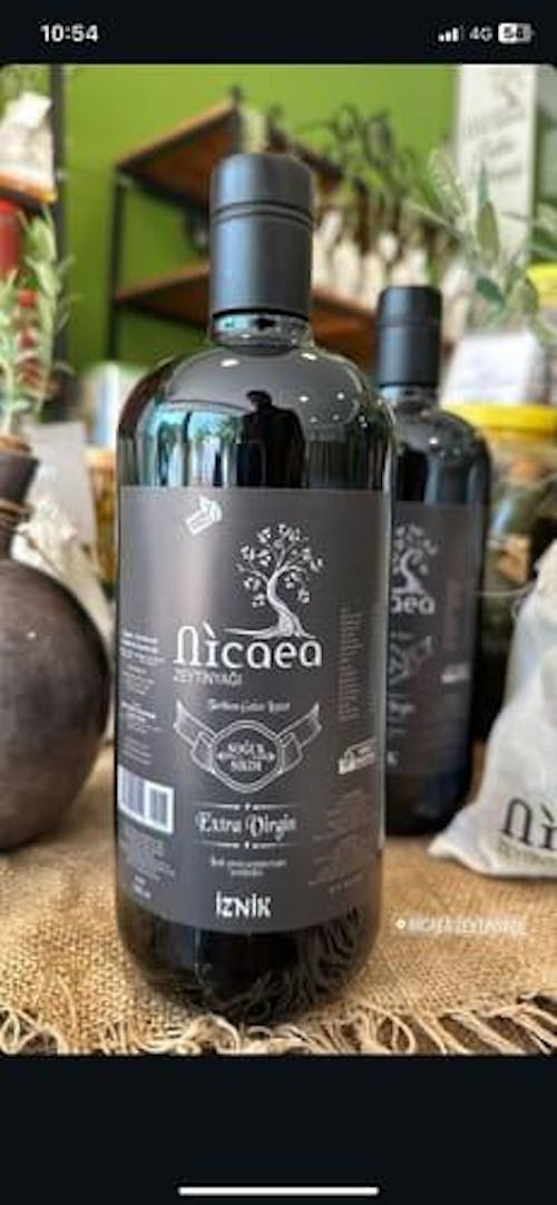 İlk Hasat Soğuk Sıkım Natural Sızma Zeytinyağı - 1 Lt. Bottolio Cam Şişe