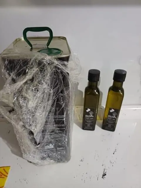 Olgun Hasat Natural Sızma Soğuk Sıkım Zeytinyağı 0,3 Asit - 5 Lt.