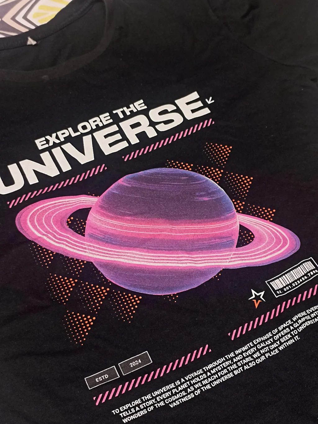 Camiseta Explore the Universe