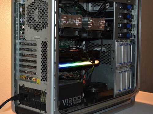 SAPPHIRE NITRO+ AMD Radeon RX 7900 GRE 16GB (11325-02)