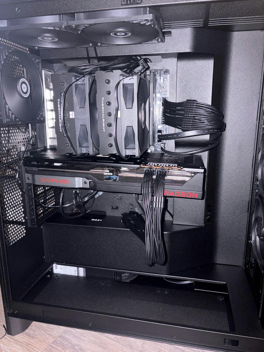 SAPPHIRE PULSE AMD Radeon RX 7900 XT 20GB (11323-02)