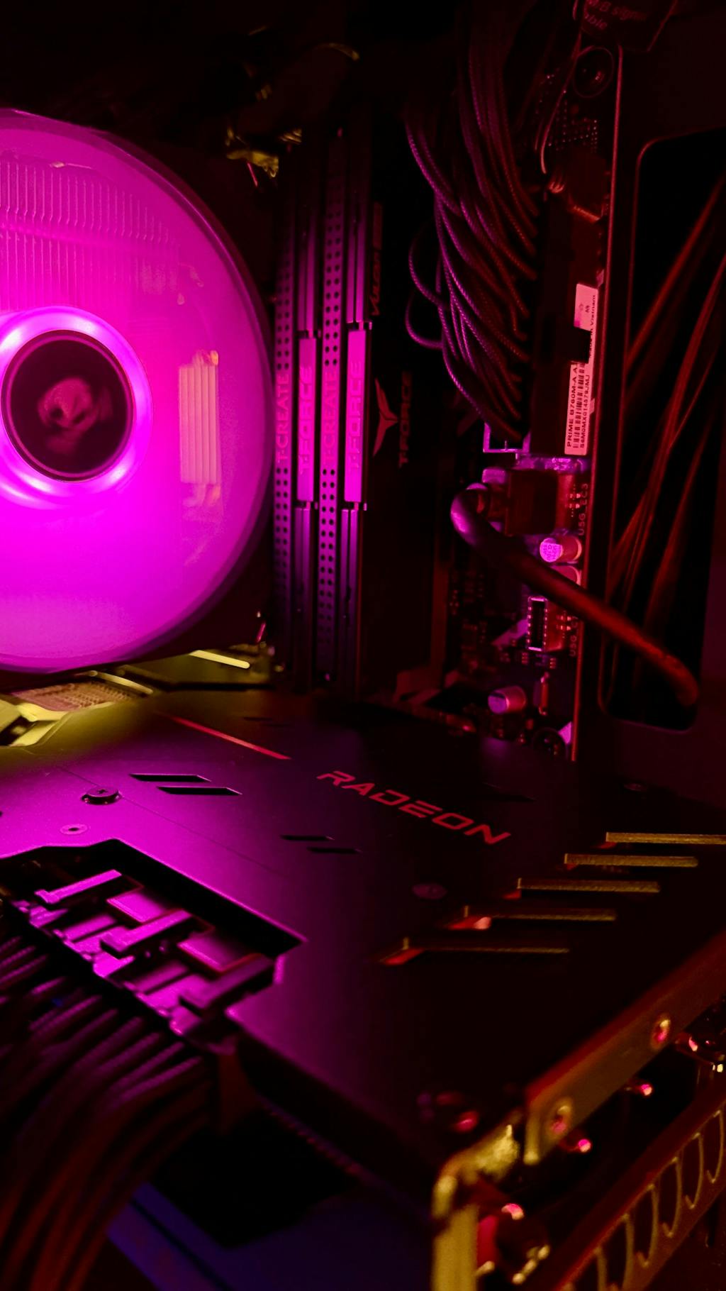 SAPPHIRE PULSE AMD Radeon RX 7900 XTX 24GB (11322-02)