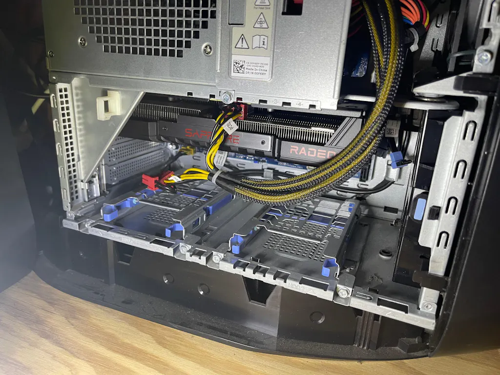 SAPPHIRE PULSE AMD Radeon RX 9060 XT OC 16GB GPU (11350-03)