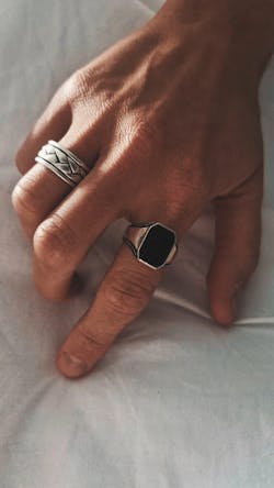 Baki - Schwarzer Onyx Steen Siegelring 17mm