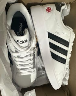 Exclusivo: Tênis Grand Court Signature Customizado Vasco Gigante da Colina + *BRINDE 1x Caneca Oficial* - EDIÇÃO LIMITADA
