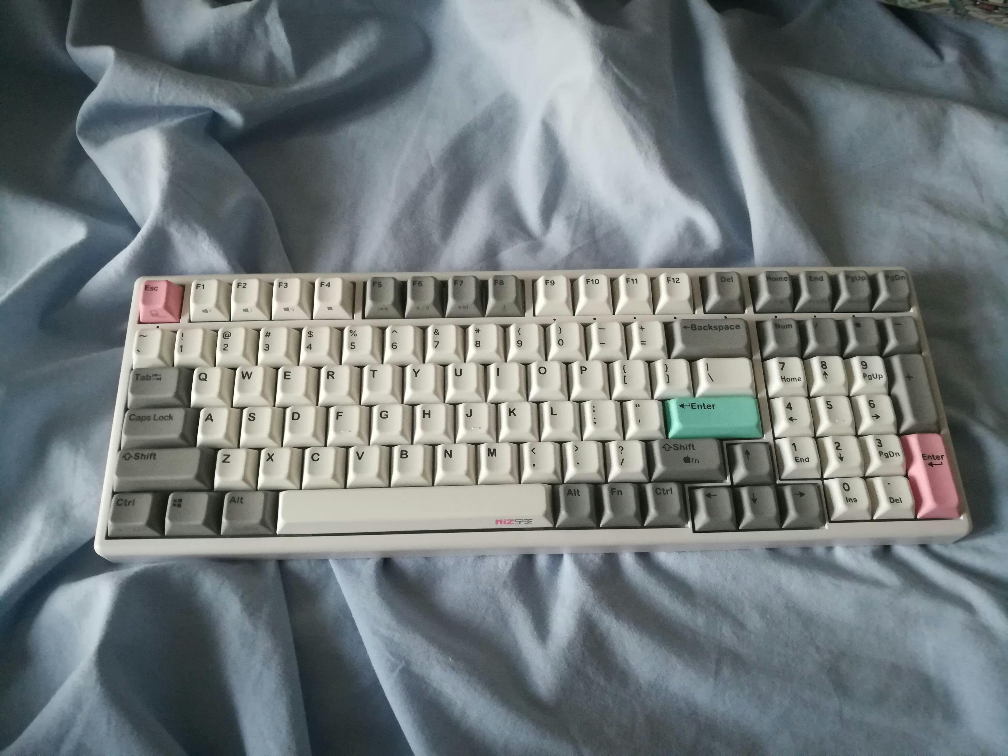 キーボード ホワイト X99 Cloud White | NiZ静電容量無接点方式キーボード | 最新版