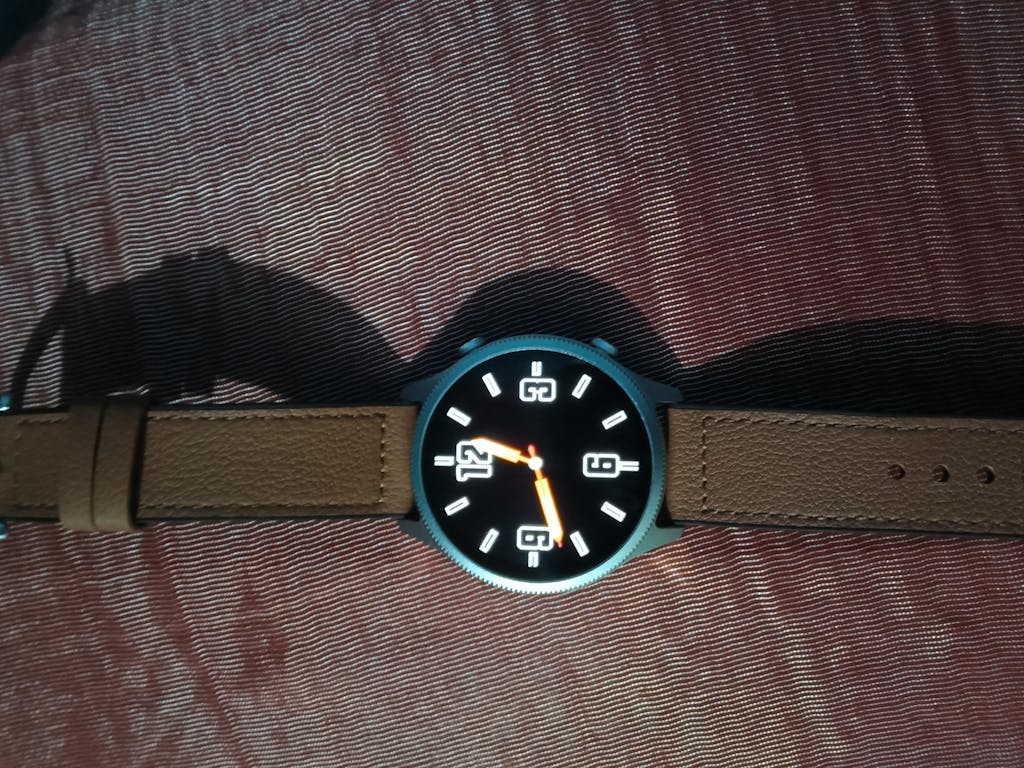 Forest Green Amazon Halo Smart Watch NoiseFit Halo Smartwatch