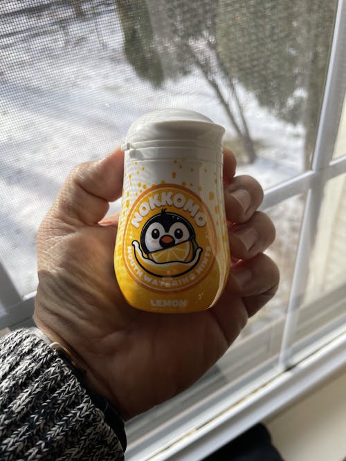 Nokkomo Mints Lemon Fizzy Mints for Cottonmouth Relief