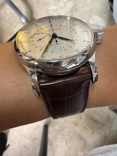 Review picture Review picture