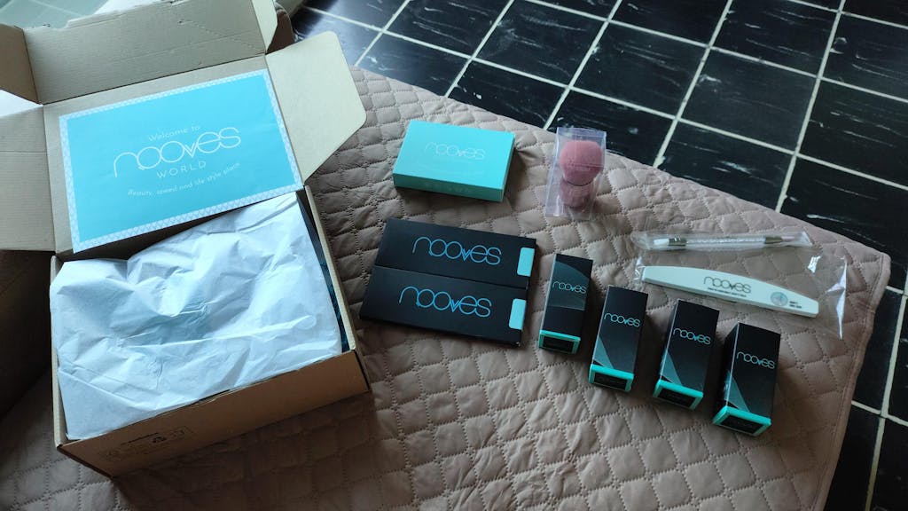 Starter Kit Pro Care de Nooves Nails para una Manicura Profesional