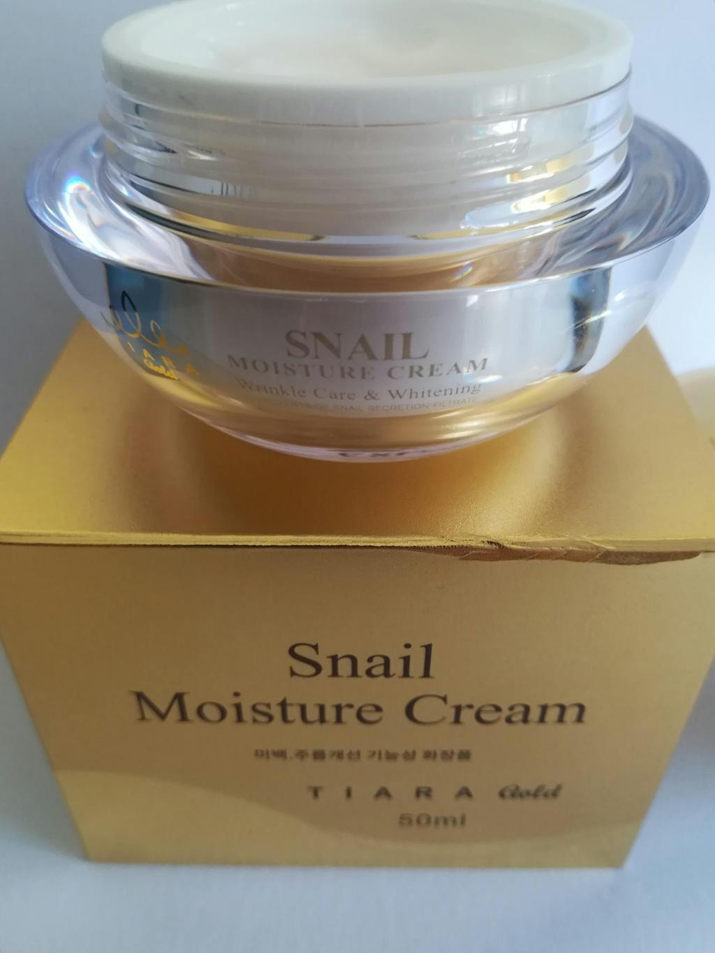TIARA GOLD Multi Premium Adenosine Arbutin Snail Moisture Cream NordHive