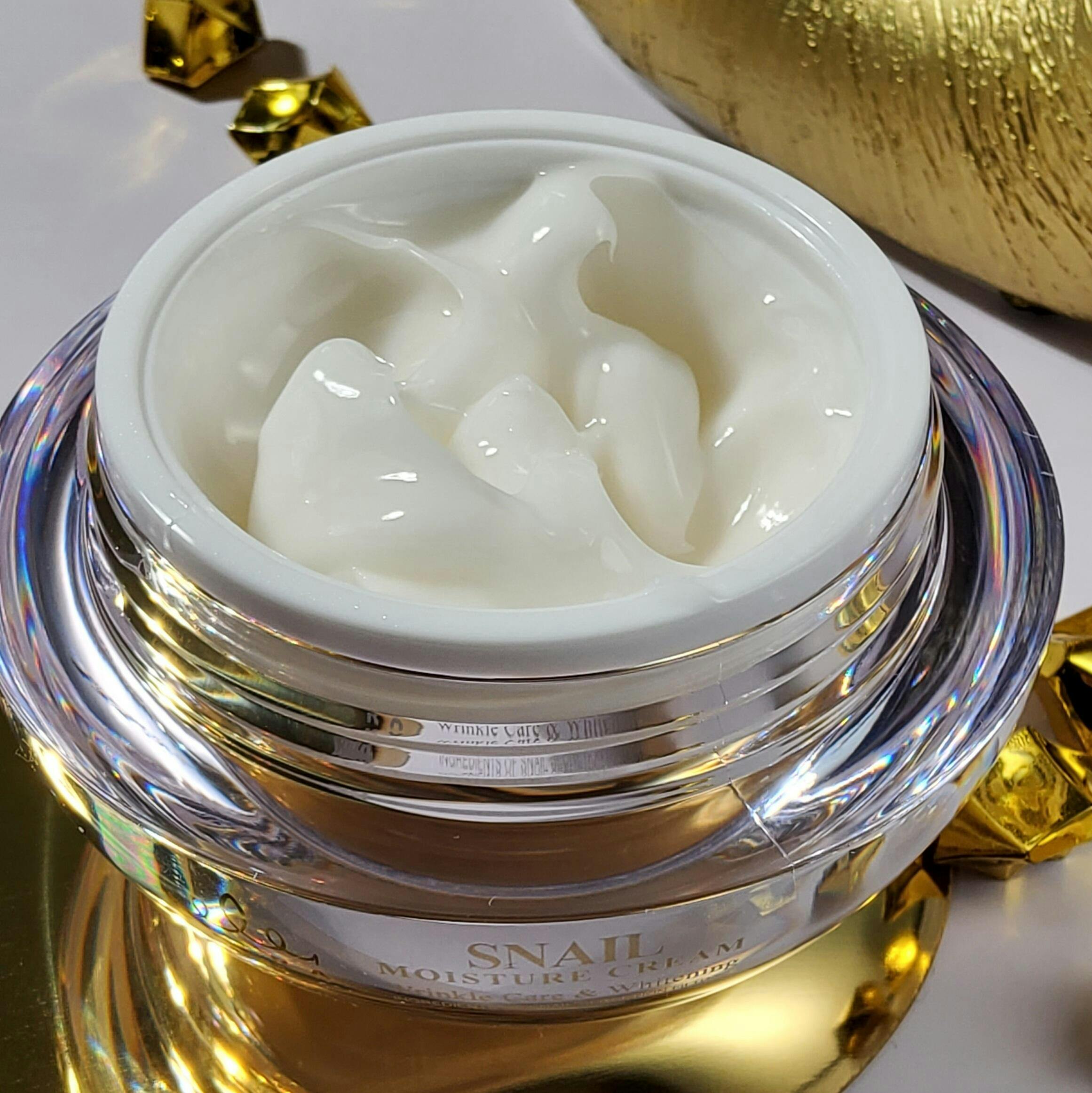 TIARA GOLD Multi Premium Adenosine Arbutin Snail Moisture Cream NordHive