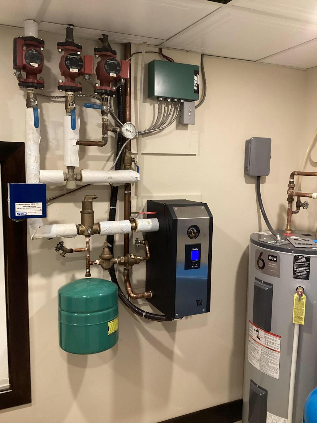 1/8'' MNPT Minical Automatic Air Vent With Service Check Valve