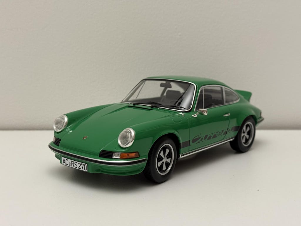 Porsche 911 RS 1973 Green with black deco 1:18 – Norev
